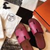 Hermes Izmir Sandals In Fuchsia Epsom Leather - Image 2