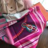 Hermes Rose Red Couvertures Nouvelles 140 cm Scarf - Image 9