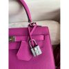 Hermes Kelly Sellier 25 Handmade Bag In Magnolia Epsom Calfskin - Image 4