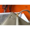 Hermes Kelly 25cm Sellier Bag In Tourterelle Epsom Leather - Image 5