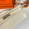 Hermes Kelly Cut Handmade Bag in Craie Epsom Calfskin - Image 2