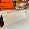 Hermes Kelly Cut Handmade Bag in Craie Epsom Calfskin - Image 3