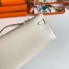 Hermes Kelly Cut Handmade Bag in Craie Swift Leather - Image 3