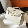 Hermes Kelly Pochette Bag In White Epsom Leather - Image 3