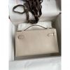 Hermes Kelly Pochette Handmade Bag In Craie Swift Calfskin - Image 2
