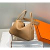Hermes Lindy 26cm Bag In Chai Clemence Leather - Image 5