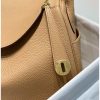 Hermes Lindy 26cm Bag In Chai Clemence Leather - Image 8