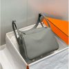 Hermes Lindy 26cm Bag In Gris Meyer Clemence Leather - Image 2