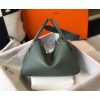 Hermes Vert Amande Clemence Lindy 30cm Bag with GHW - Image 2