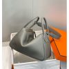 Hermes Lindy 30cm Bag In Gris Meyer Clemence Leather - Image 4