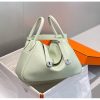 Hermes Lindy 30cm Bag In Vert Fizz Clemence Leather - Image 3